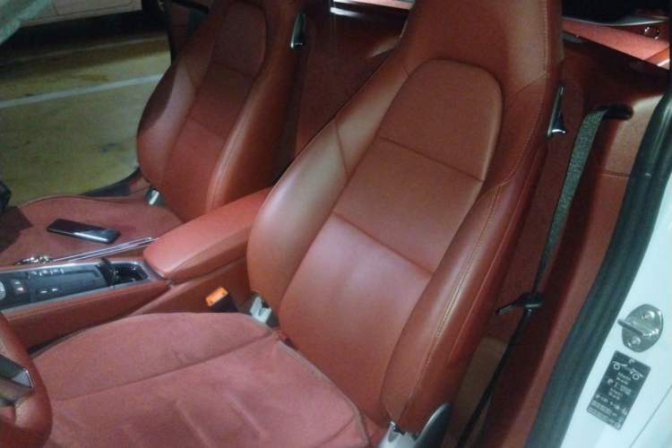Used Porsche 718 2023 Cayman Style Edition 2.0T Left Rear Seat