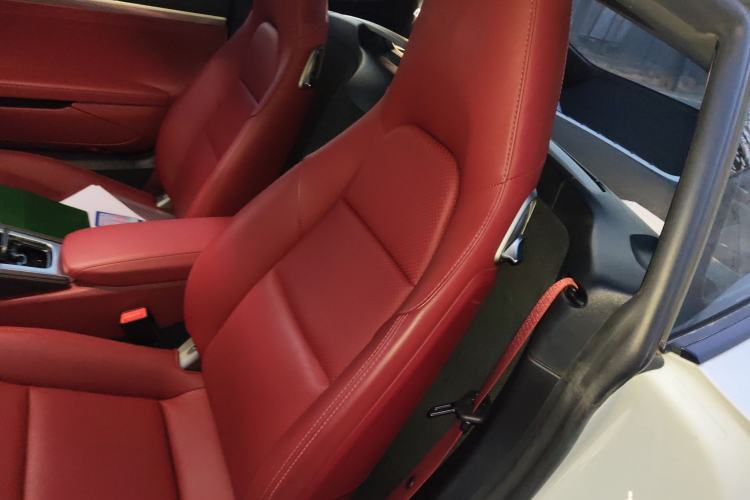 Used Porsche 718 2023 Boxster Style Edition 2.0T Left Rear Seat