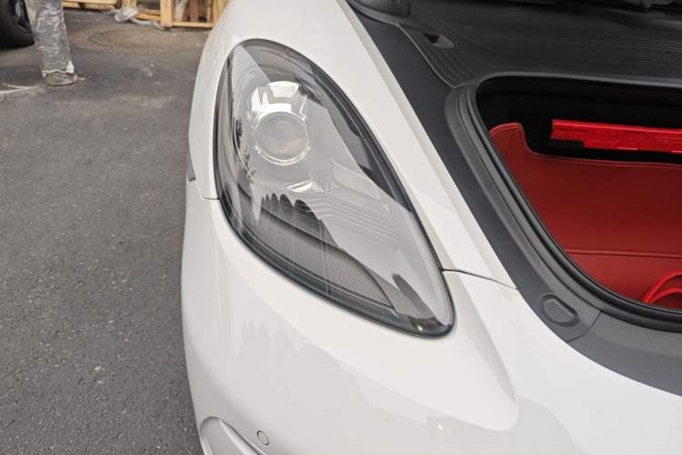 Used Porsche 718 2023 Cayman Style Edition 2.0T Right Front Headlight