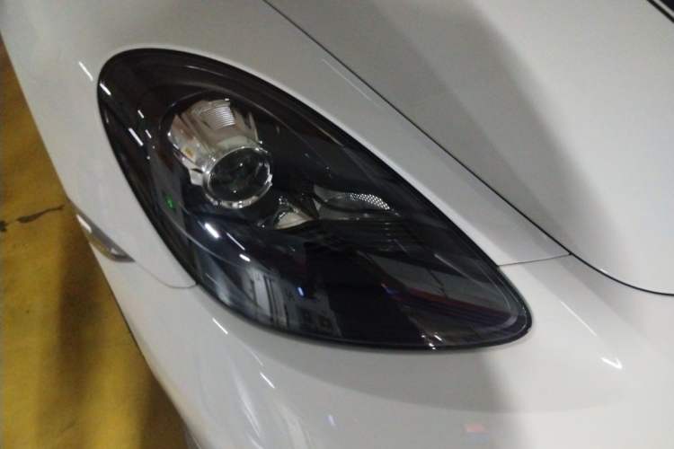 Used Porsche 718 2023 Cayman Style Edition 2.0T Right Front Headlight