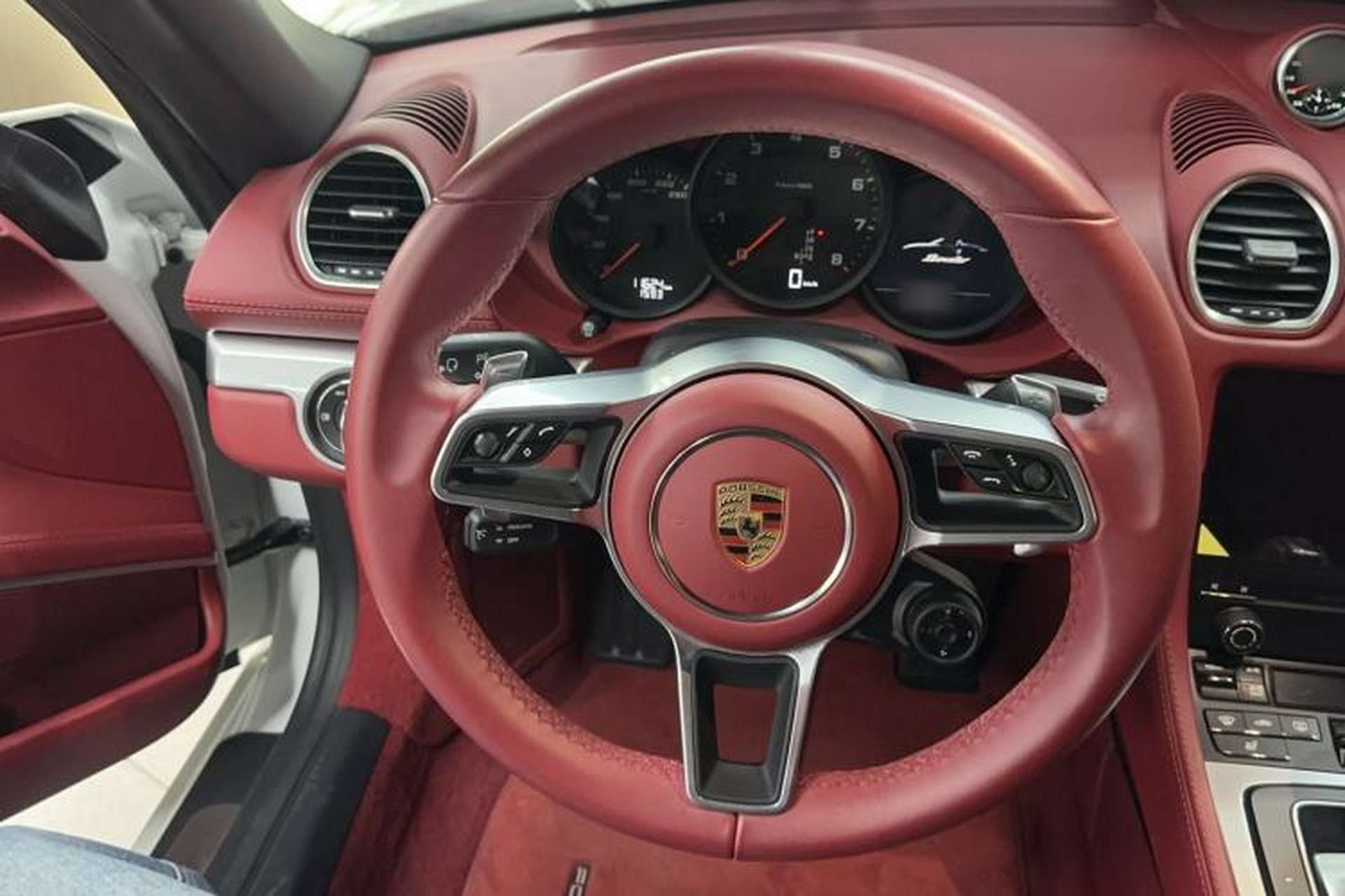 Used Porsche 718 2023 Boxster Style Edition 2.0T Steering Wheel