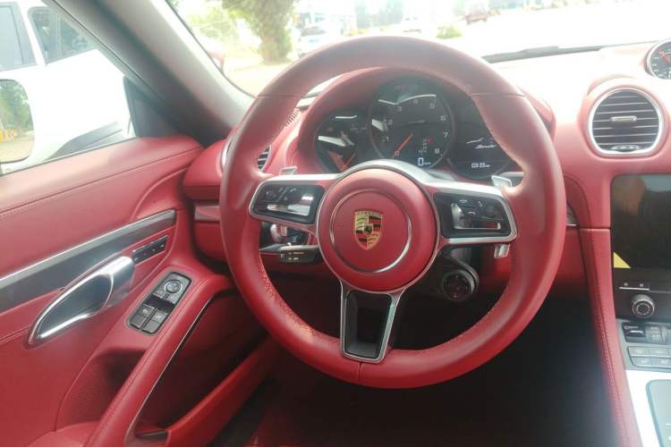 Used Porsche 718 2023 Boxster Style Edition 2.0T Steering Wheel