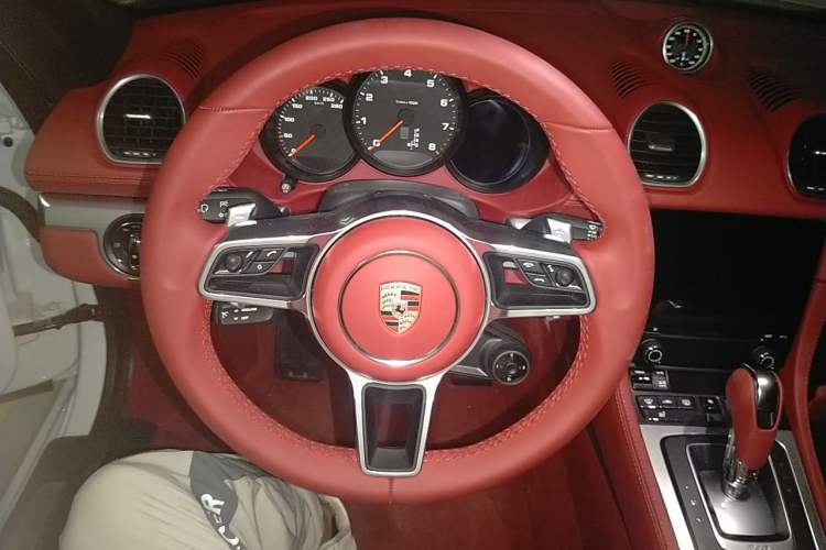 Used Porsche 718 2023 Boxster Style Edition 2.0T Steering Wheel