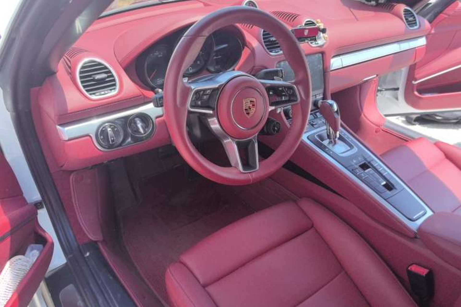 Used Porsche 718 2023 Boxster Style Edition 2.0T Steering Wheel
