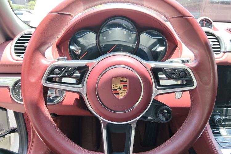 Used Porsche 718 2023 Boxster Style Edition 2.0T Steering Wheel