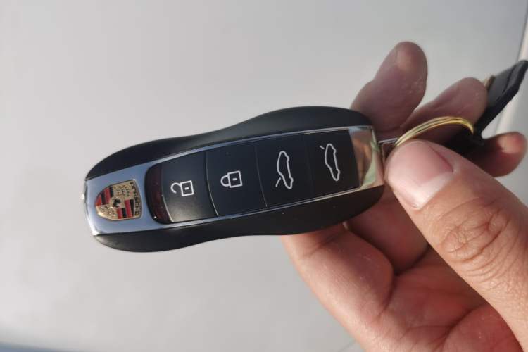 Used Porsche 718 2023 Boxster Style Edition 2.0T Vehicle Key