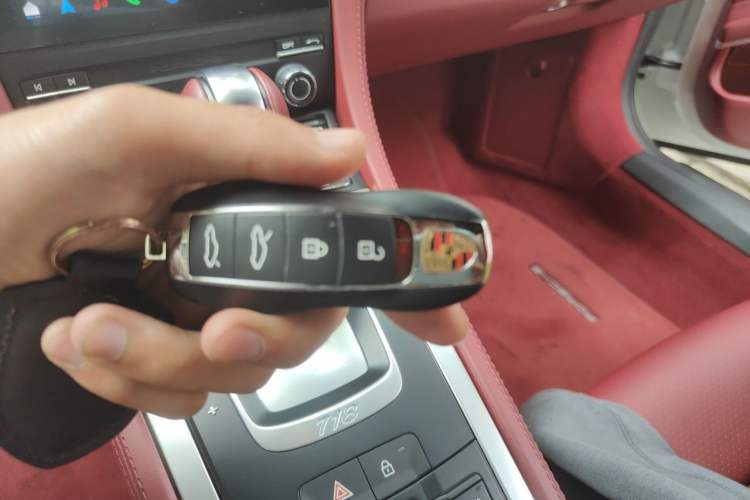 Used Porsche 718 2023 Boxster Style Edition 2.0T Vehicle Key