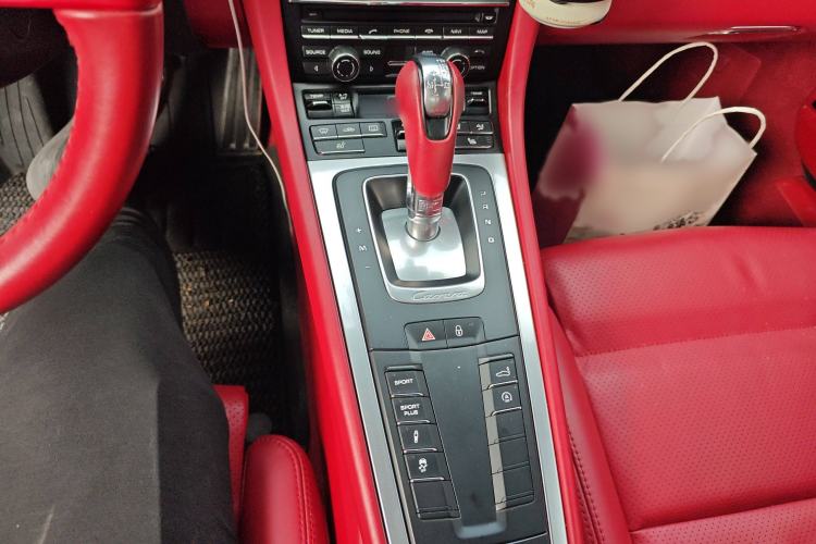 Used Porsche 911 2015 Carrera 4 3.4L Style Edition Gear Lever