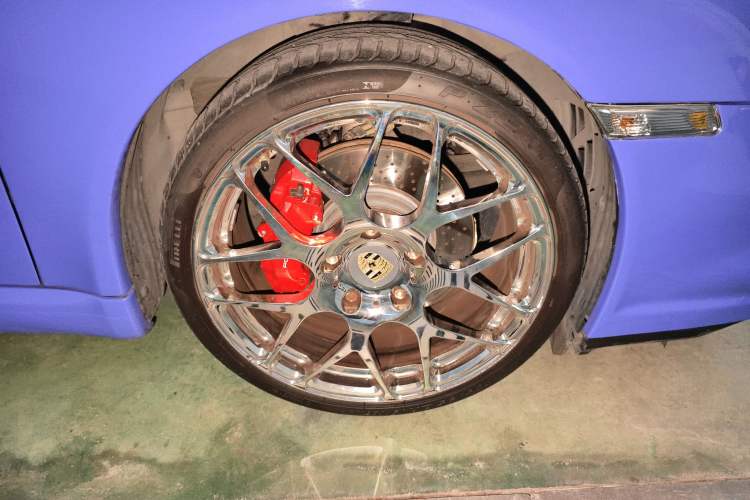 Used Porsche 911 2006 Carrera S AT 3.8L Right Front Wheel Hub