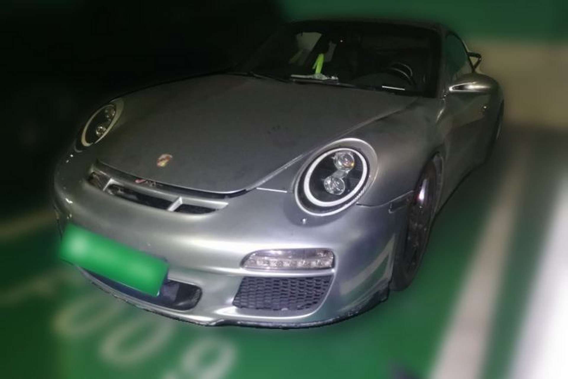 Used Porsche 911 2006 Carrera AT 3.6L Front Left 45 Deg
