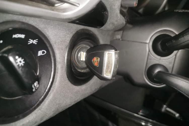 Used Porsche 911 2006 Carrera AT 3.6L Vehicle Key