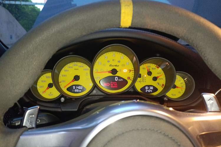 Used Porsche 911 2010 Turbo Cabriolet 3.8T Instrument Cluster
