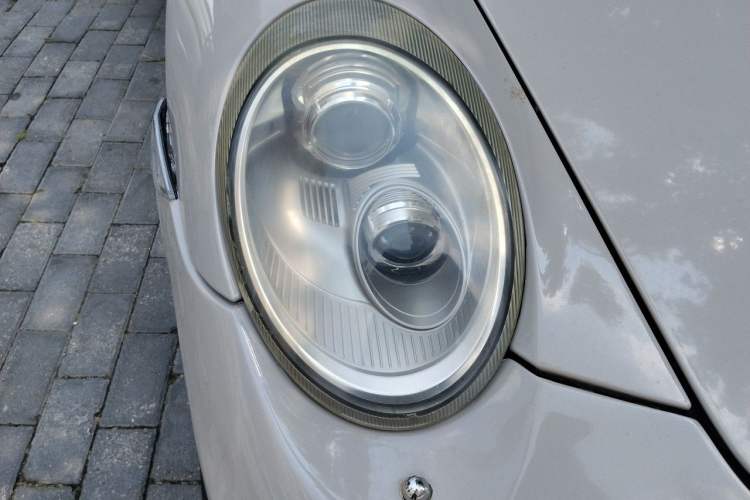 Used Porsche 911  Right Front Headlight