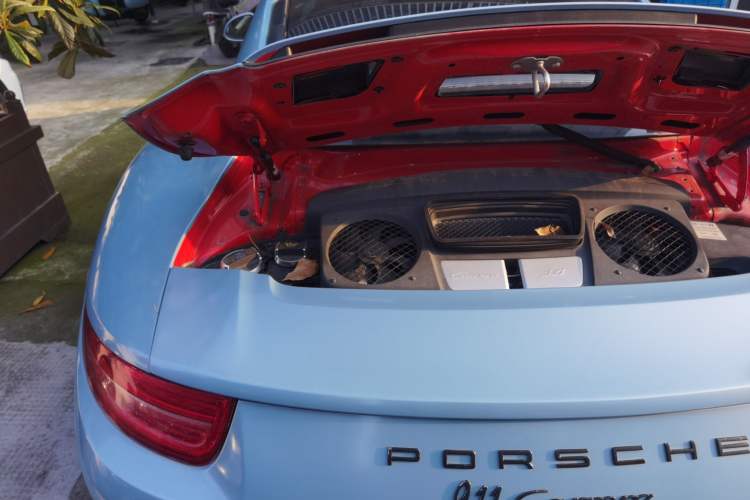 Used Porsche 911 2012 Carrera 3.4L Engine Bay Right