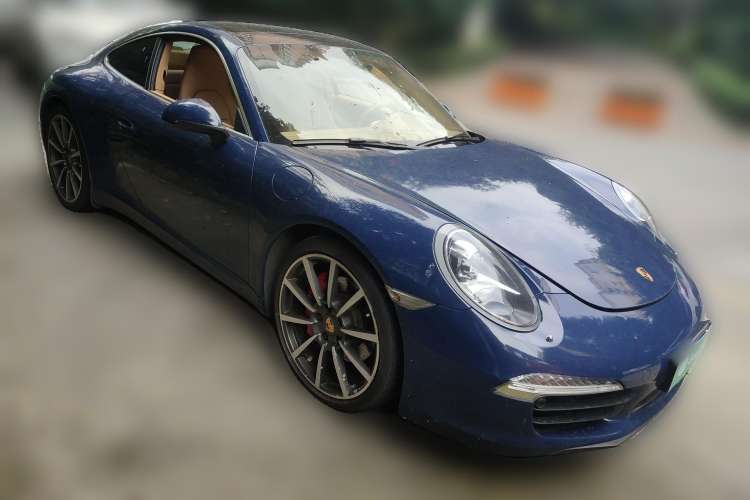Used Porsche 911 2012 Carrera S 3.8L Front Right 45 Deg