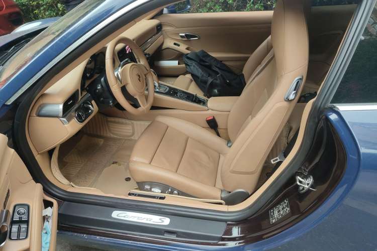 Used Porsche 911 2012 Carrera S 3.8L Left Front Seat