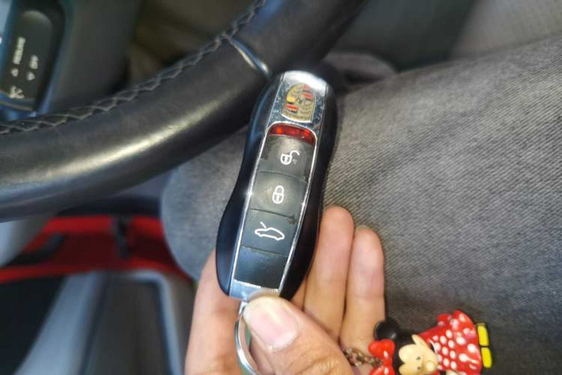 Used Porsche 911 2012 Carrera 3.4L Vehicle Key