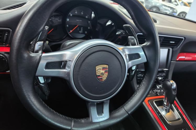 Used Porsche 911 2012 Carrera 3.4L Interior 3