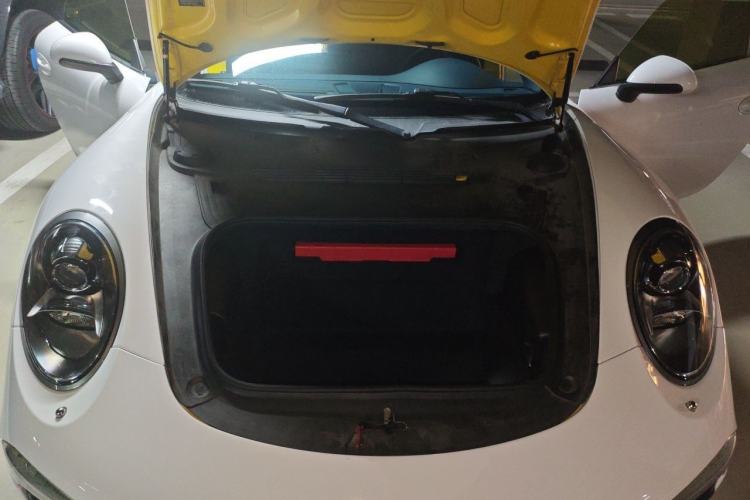Used Porsche 911 2012 Carrera 3.4L Engine Bay