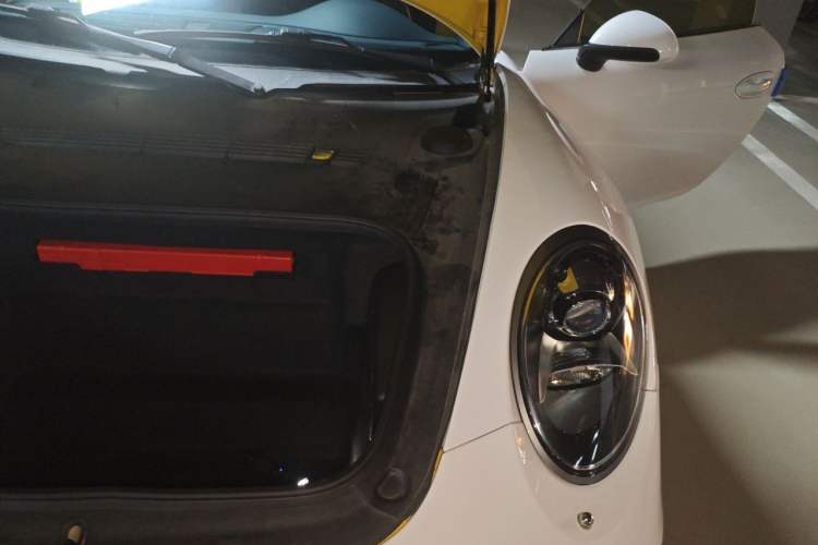 Used Porsche 911 2012 Carrera 3.4L Engine Bay Left