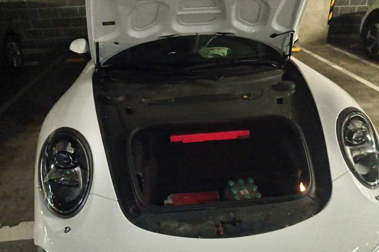 Used Porsche 911 2012 Carrera 3.4L Engine Bay Right