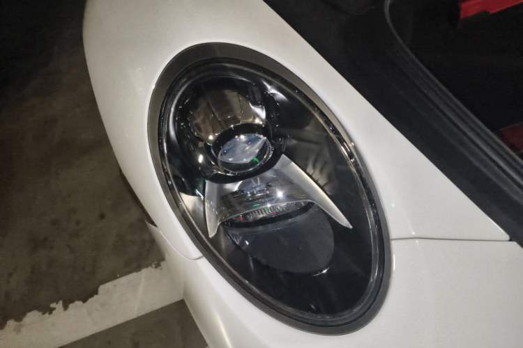 Used Porsche 911 2012 Carrera 3.4L Right Front Headlight