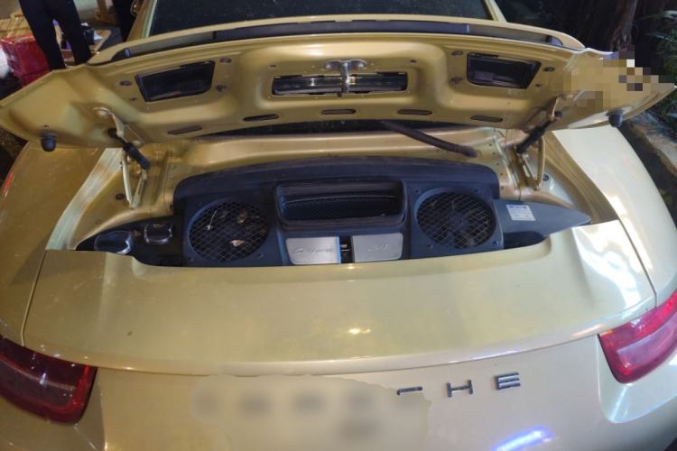 Used Porsche 911 2012 Carrera 3.4L Engine Bay