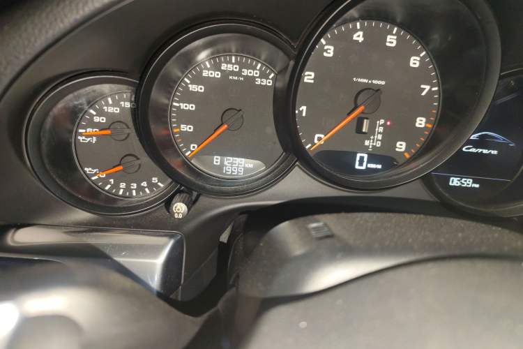 Used Porsche 911 2012 Carrera 3.4L Odometer Close Up
