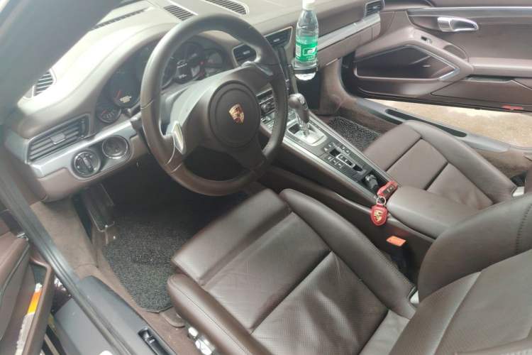 Used Porsche 911 2013 Carrera 4 3.4L Left Front Seat