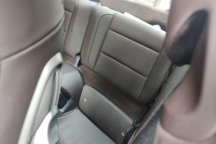 Used Porsche 911 2013 Carrera 4 3.4L Left Rear Seat