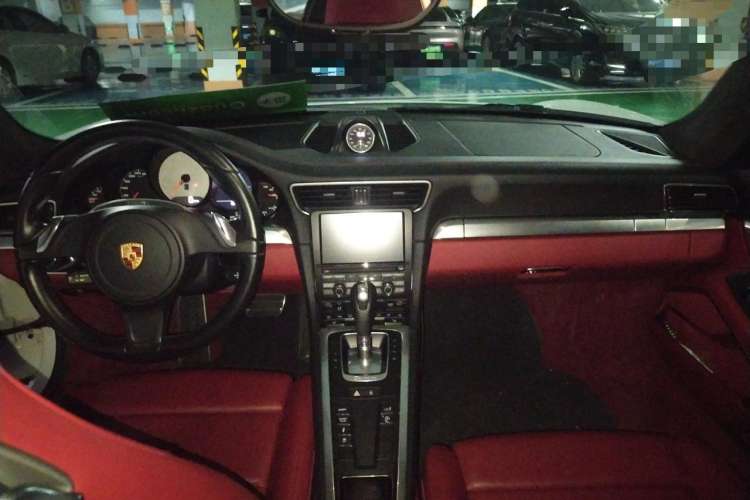 Used Porsche 911 2013 Carrera 4S 3.8L Center Console