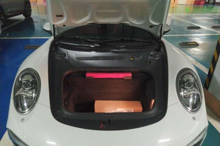 Used Porsche 911 2013 Carrera 4S 3.8L Engine Bay
