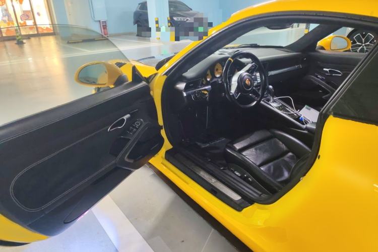 Used Porsche 911 2013 Carrera 4 3.4L Driver Seat
