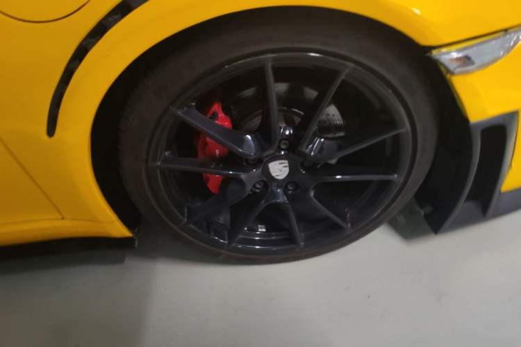 Used Porsche 911 2013 Carrera 4 3.4L Right Front Wheel Hub