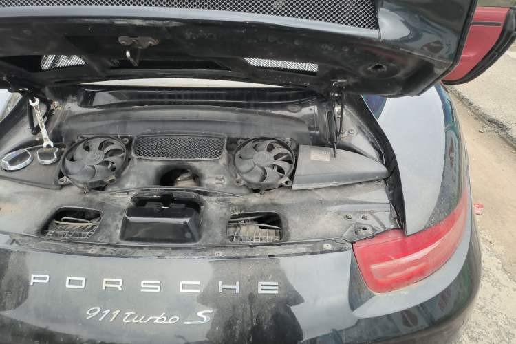 Used Porsche 911 2014 Turbo S 3.8T Engine Bay Left