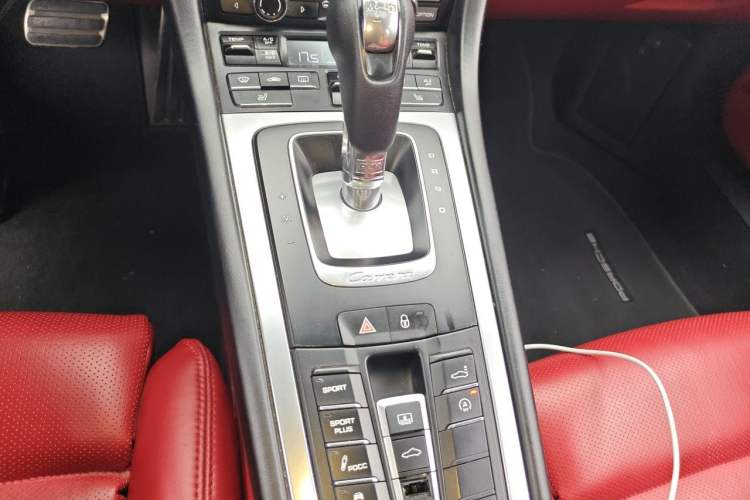Used Porsche 911 2015 Carrera 3.4L Style Edition Gear Lever