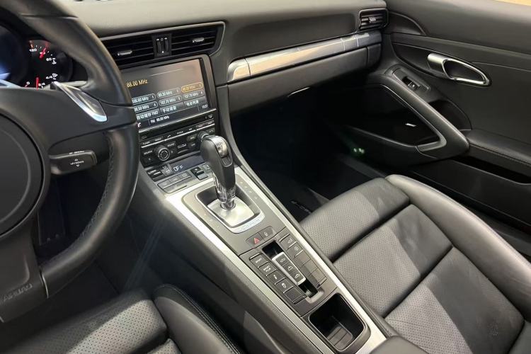 Used Porsche 911 2015 Carrera Cabriolet 3.4L Style Edition Interior 2