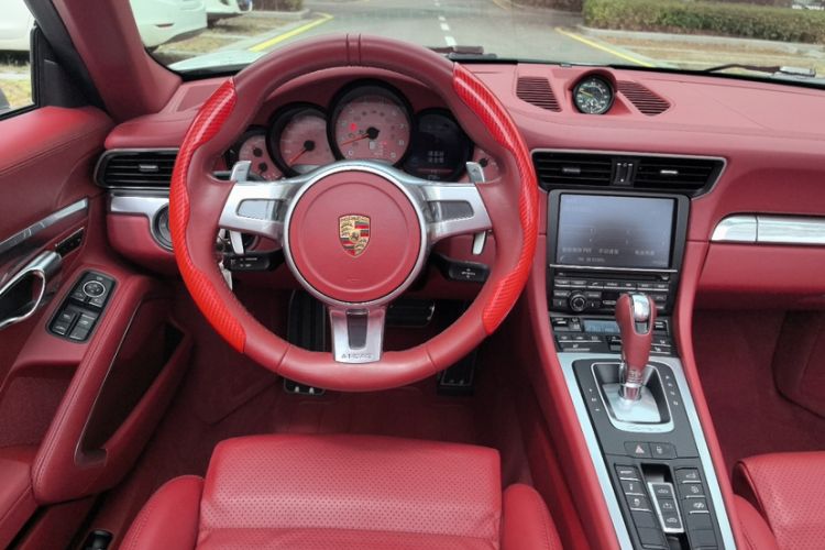 Used Porsche 911 2015 Carrera Cabriolet GTS 3.8L Interior 3