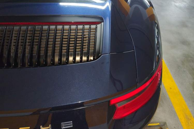 Used Porsche 911 2016 Carrera 3.0T Engine Bay Left
