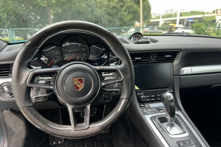 Used Porsche 911 2016 Carrera 3.0T Interior 1