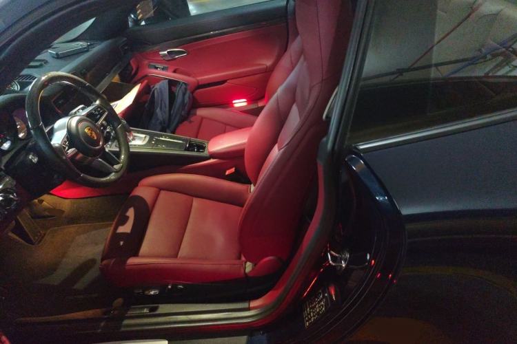 Used Porsche 911 2016 Carrera 3.0T Left Rear Seat
