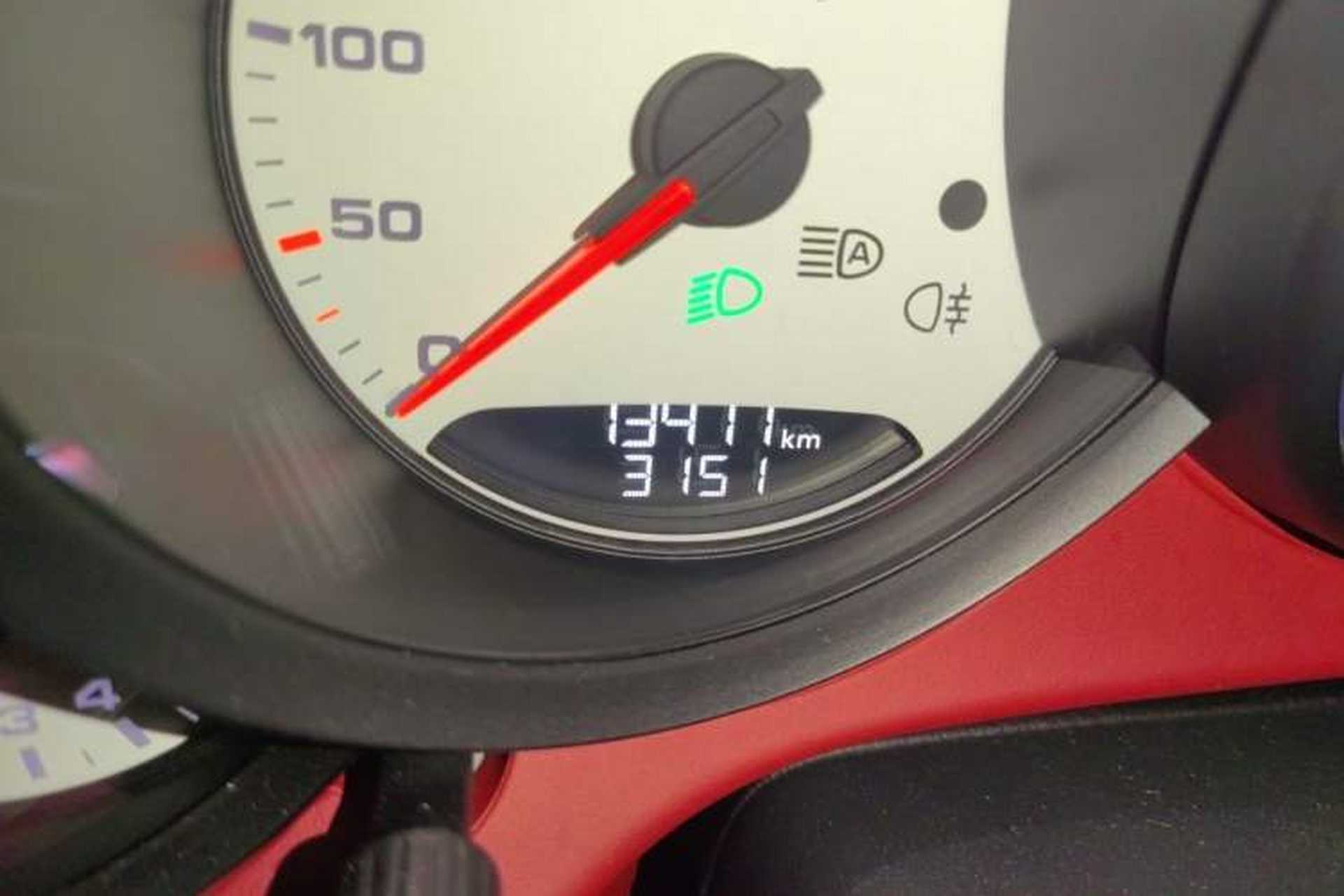 Used Porsche 911 2016 Carrera 4 3.0T Odometer Close Up