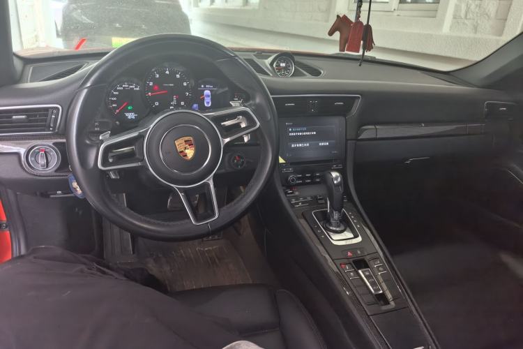 Used Porsche 911 2016 Carrera 3.0T Center Console