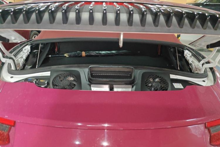 Used Porsche 911 2016 Carrera Cabriolet 3.0T Engine Bay