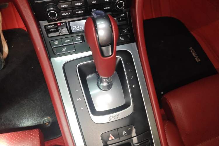 Used Porsche 911 2016 Carrera Cabriolet 3.0T Gear Lever