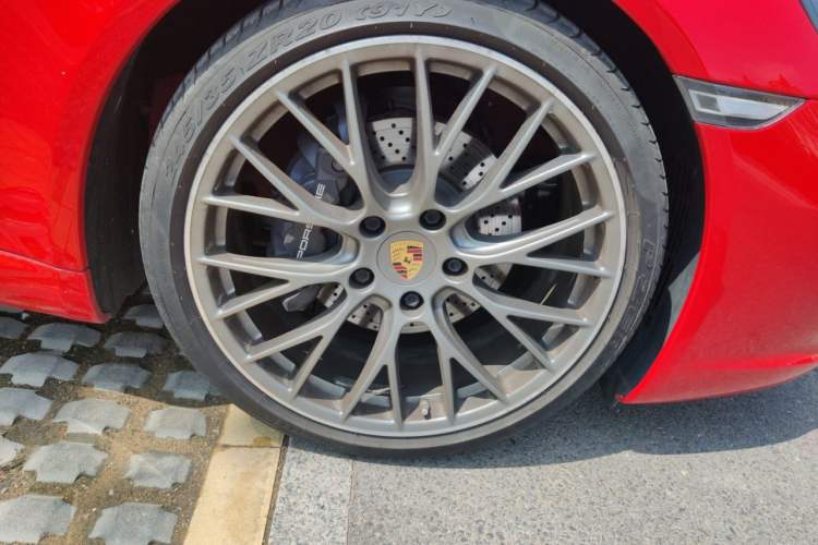 Used Porsche 911 2016 Carrera 3.0T Right Front Wheel Hub