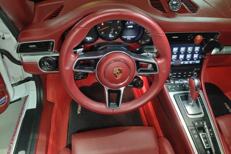 Used Porsche 911 2016 Carrera Cabriolet 3.0T Steering Wheel