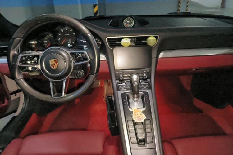 Used Porsche 911 2016 Targa 4 3.0T Center Console