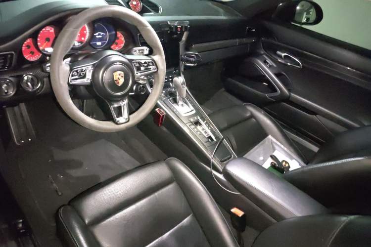 Used Porsche 911 2016 Turbo 3.8T Center Console