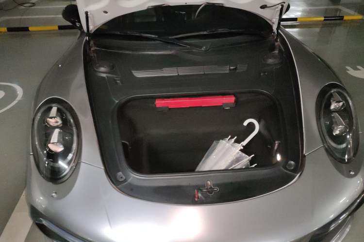 Used Porsche 911 2016 Turbo 3.8T Engine Bay Right